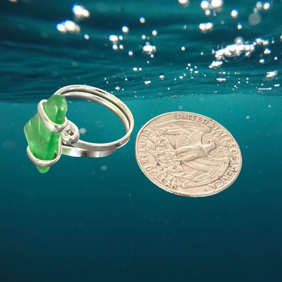 Green Pompano Beach Glass Freeform  Adjustable Ring - Picture 3 of 5